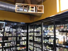 571-biocoop-la-cacamerlotte-saint-bonnet-le-chateau-magasin-bio-frais-boisson-sans-alcool-plat-snacking.webp
