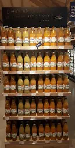 571-biocoop-la-cacamerlotte-saint-bonnet-le-chateau-magasin-bio-soupe-local-boisson-chaude-repas-hiver.webp